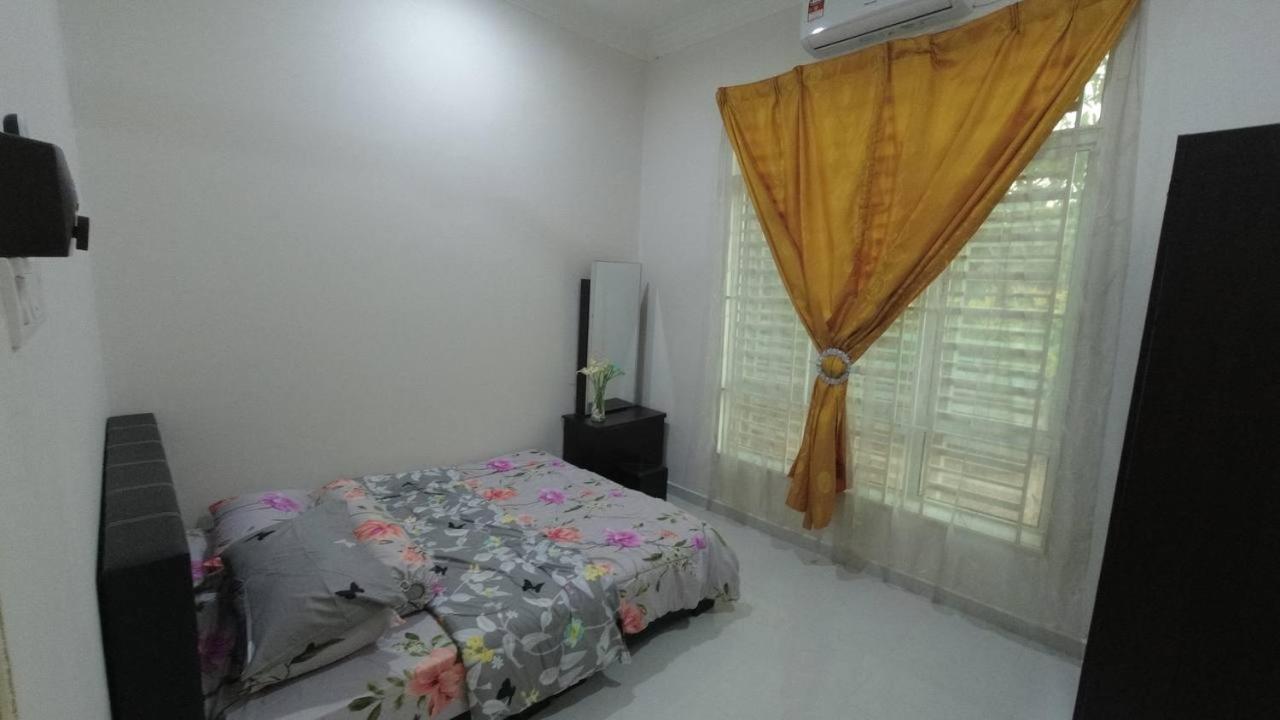 Auni Homestay Kuala Terengganu Exterior photo